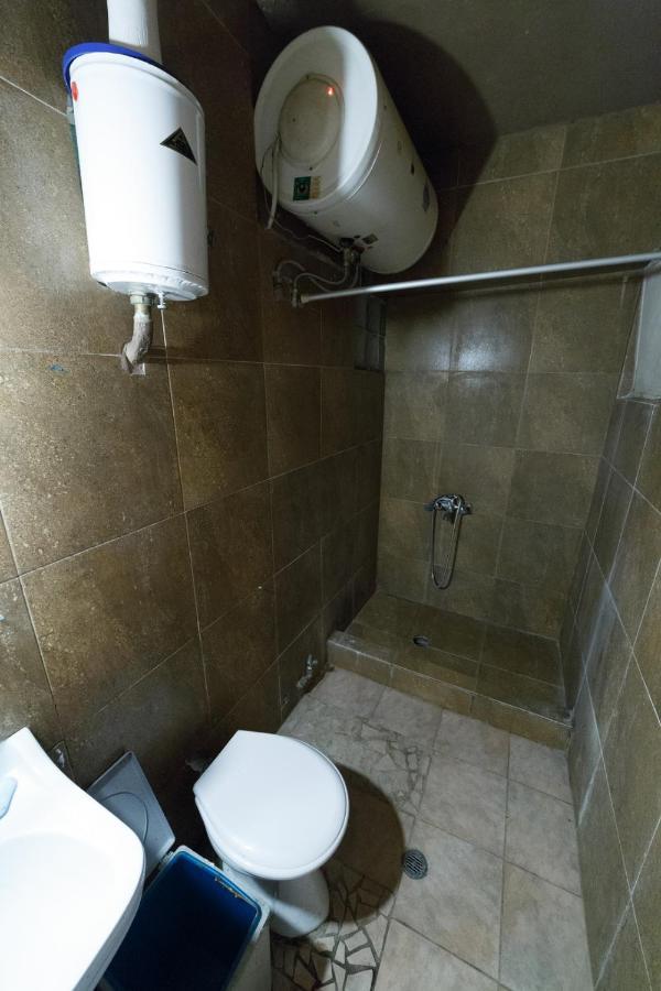 Private Flat For 2 Or 3 With Back Yard Near Exarhia Square And Archaelogical Museum Διαμέρισμα Αθήνα Εξωτερικό φωτογραφία